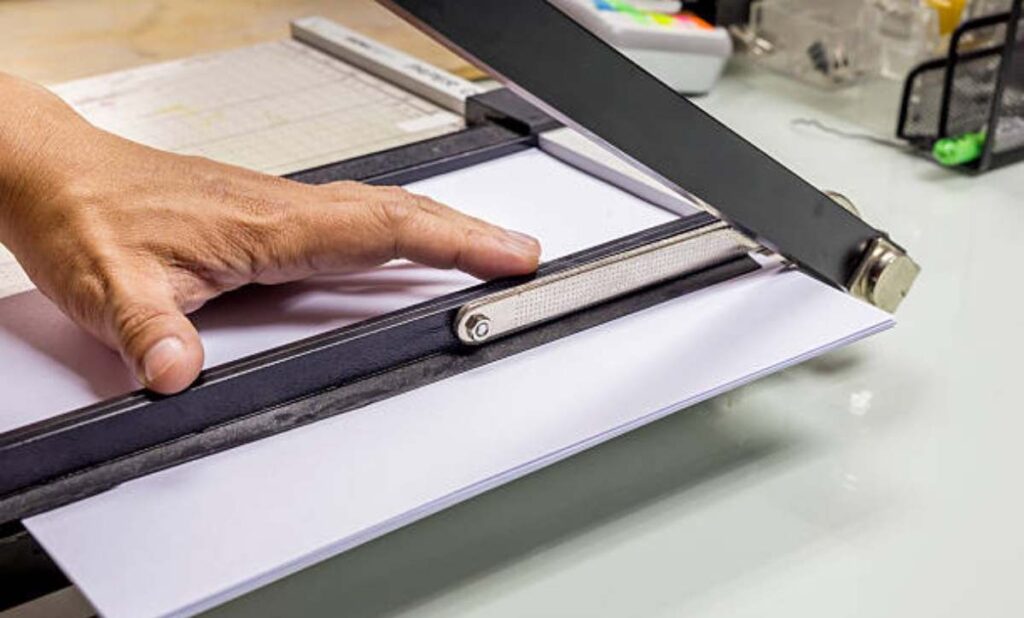 دستگاه برش کاغذ دستی برای برش با حجم کم- تحریر گستر