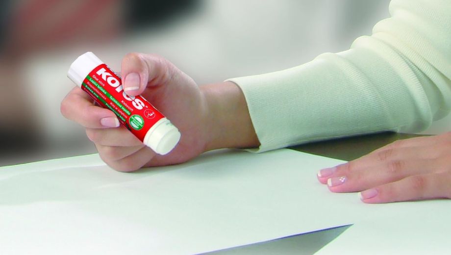 چسب مایع شفاف