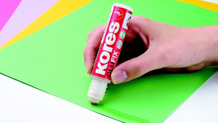 چسب مناسب مدرسه