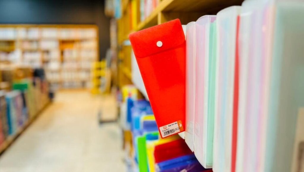 جایگاه پوشه دکمه دار کوچک در میان لوازم التحریر کاربردی