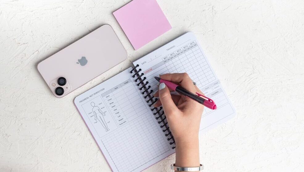 انواع دفترچه یادداشت دخترانه برای مدرسه