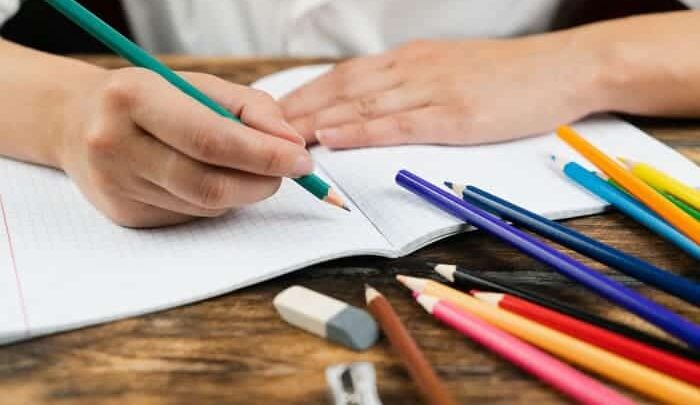 بهترین پاک کن برای مداد رنگی