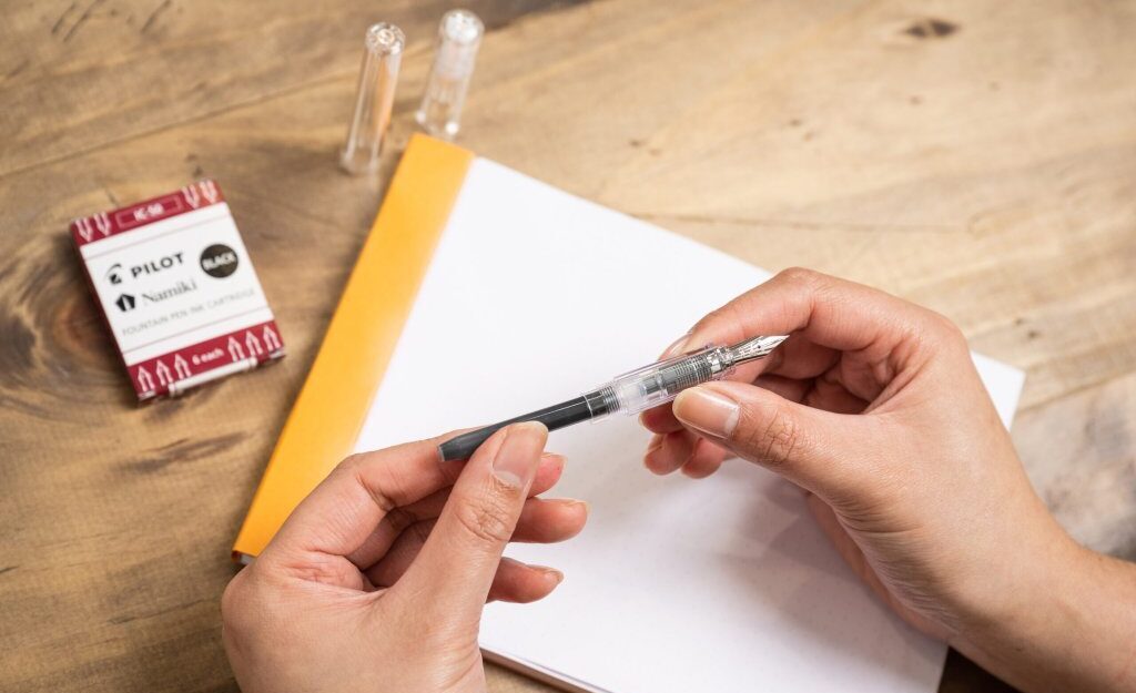 آموزش ریختن جوهر در روان نویس